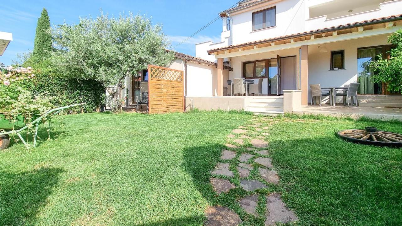 Doris One Apartment Novigrad  Exterior photo